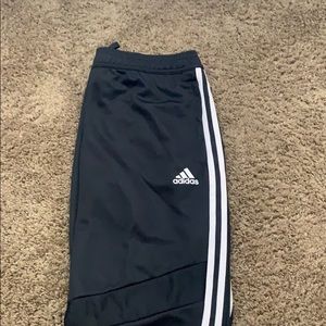 Women’s Adidas pants